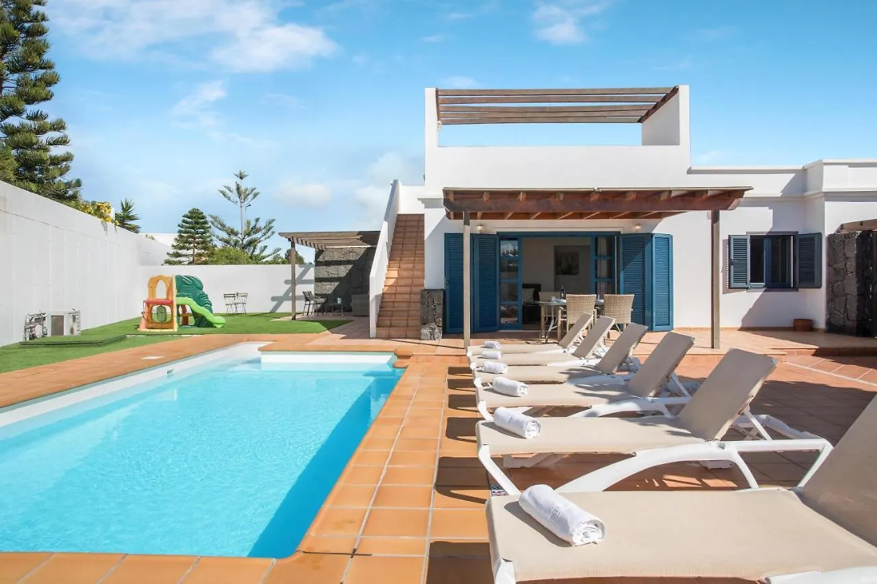 Villa Alegranza Playa Blanca
