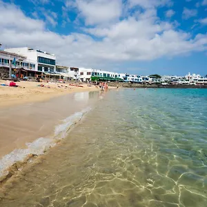 Geneva - Relax Y Diversión Playa Blanca (Lanzarote)